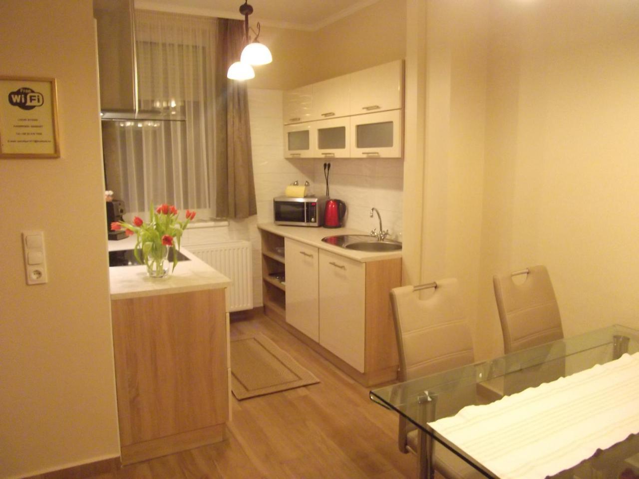 Ametiszt Apartman Heviz Bagian luar foto