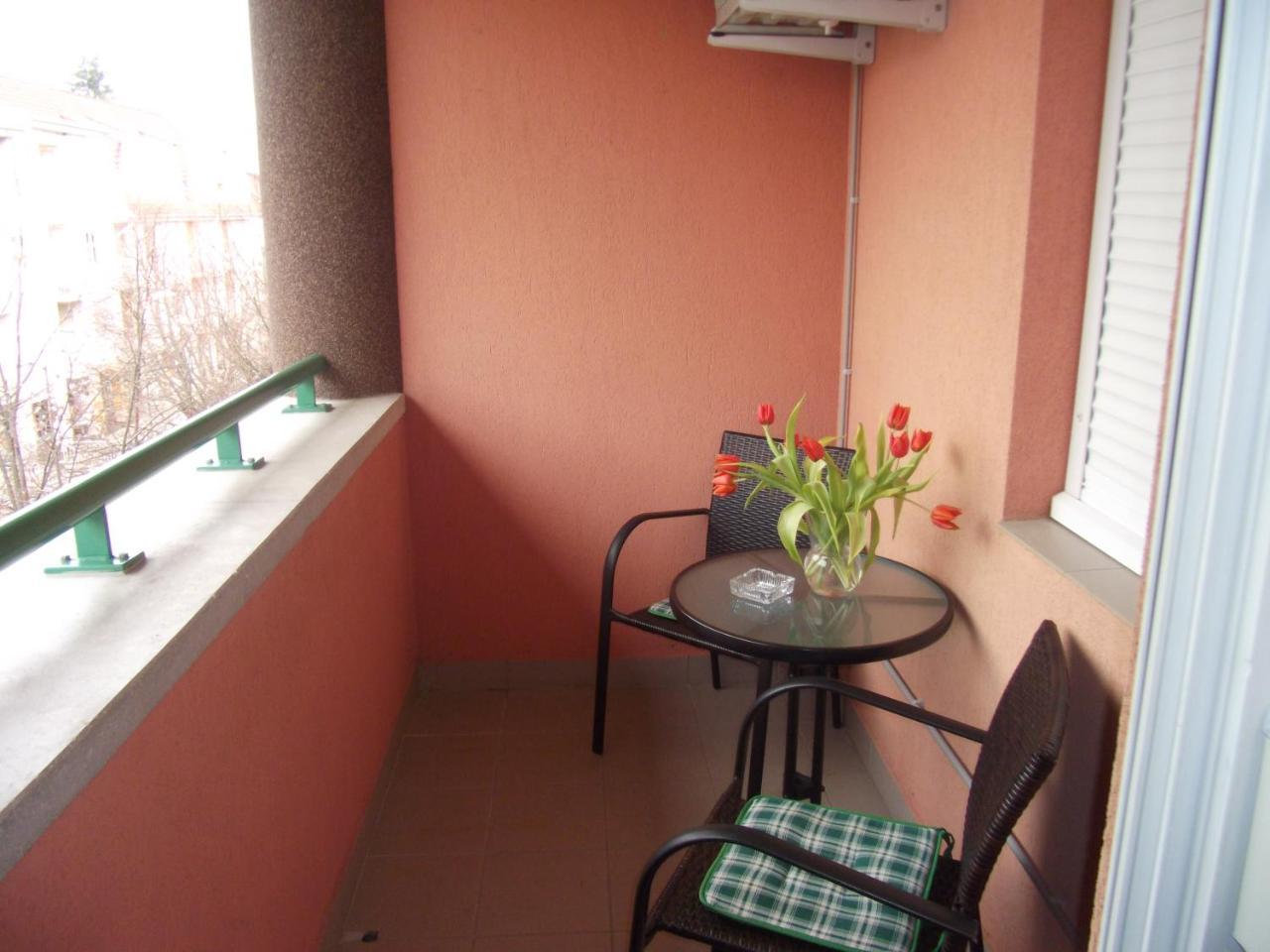 Ametiszt Apartman Heviz Bagian luar foto