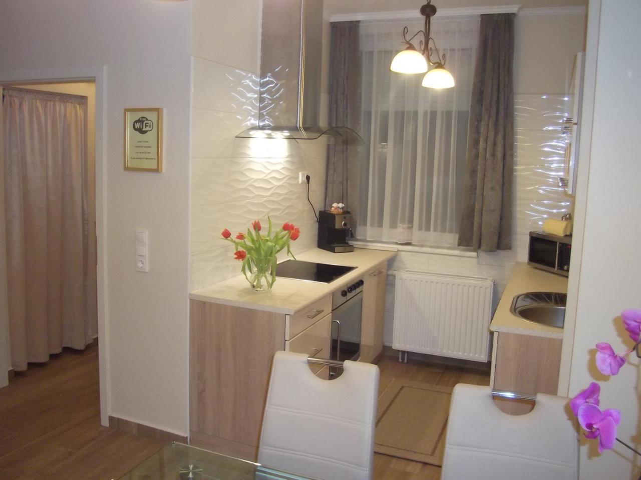 Ametiszt Apartman Heviz Bagian luar foto